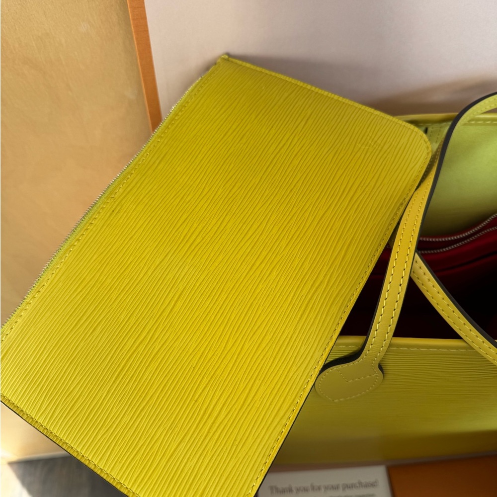 Louis Vuitton Citron Epi Neverfull Tote - Picture 15 of 17